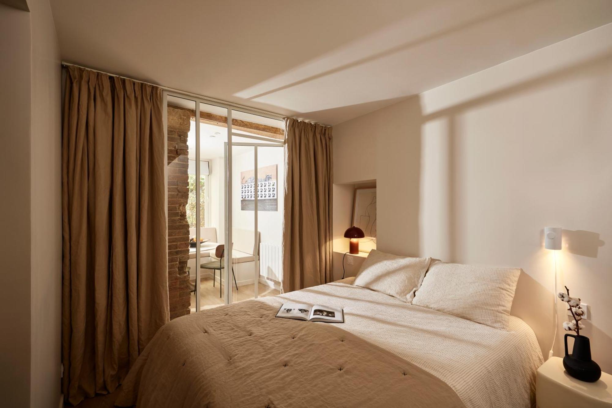Stylish 2Br & 2Ba With Private Terrace Leilighet Paris Eksteriør bilde