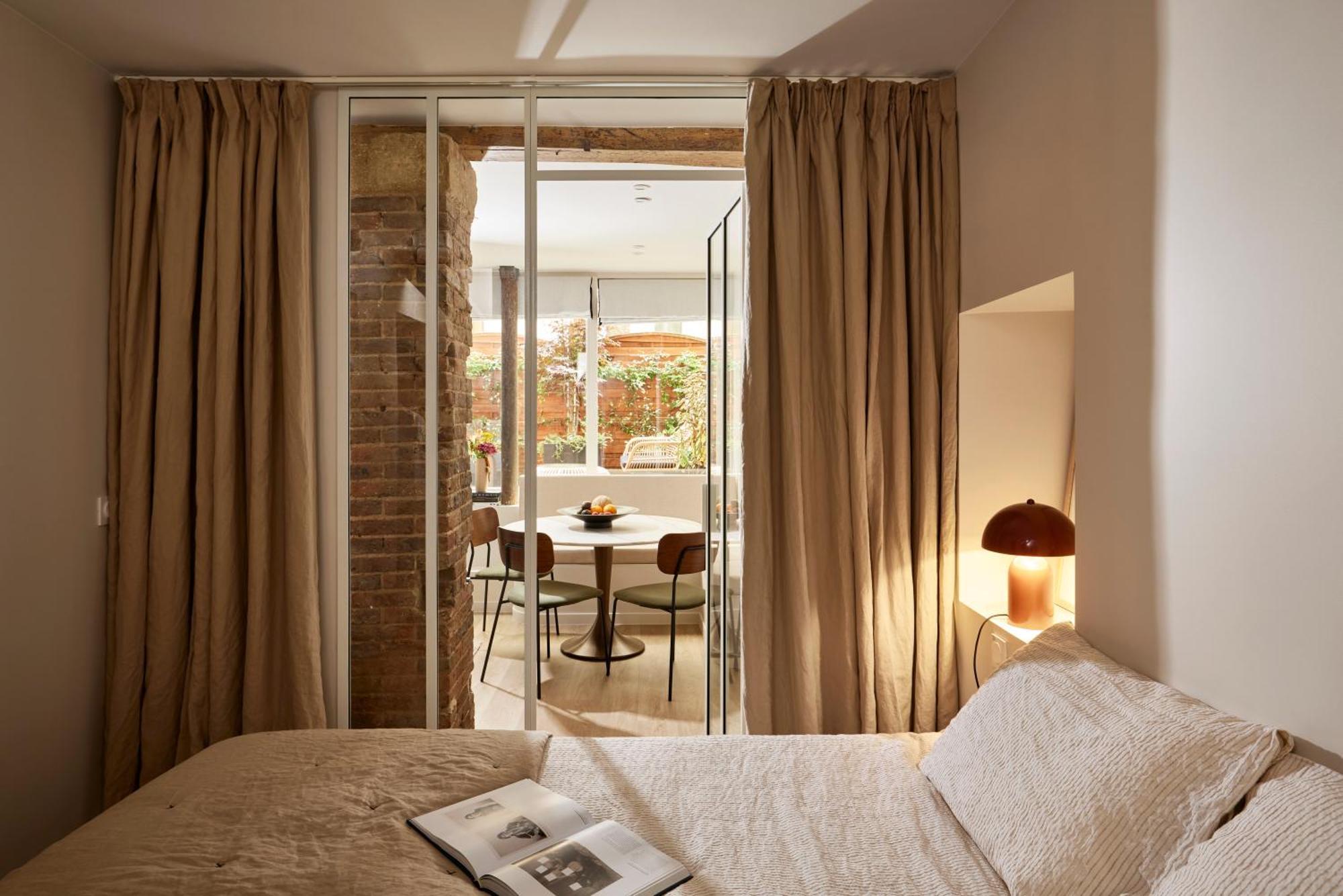 Stylish 2Br & 2Ba With Private Terrace Leilighet Paris Eksteriør bilde